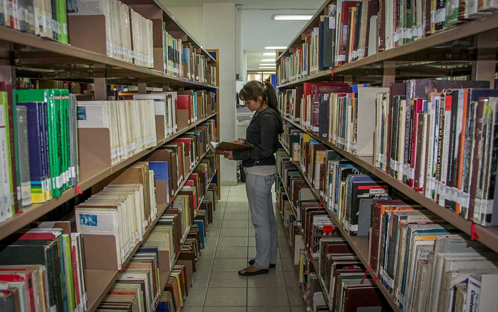 Incrementa la UAQ la oferta de acervo en su Biblioteca Digital