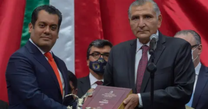 Entrega Secretario de Gobernación Tercer Informe de Gobierno