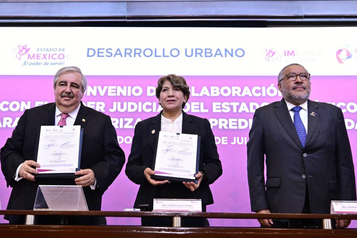 Delfina Gómez firma convenio con el Poder Judicial para regularizar predios