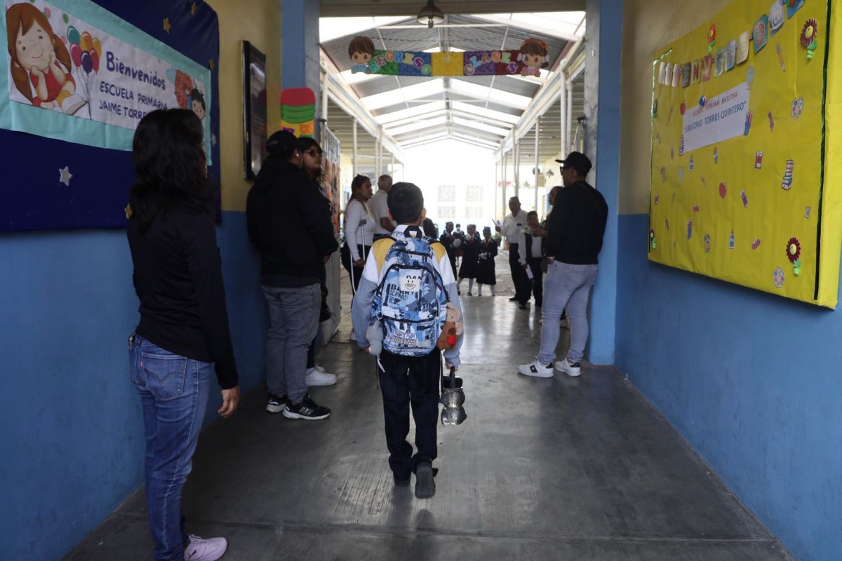 ¿Cuándo regresan a clases los estudiantes tras las vacaciones de ...